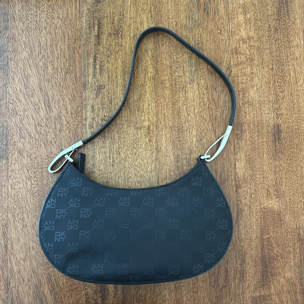 Vintage Baguette Shoulder Bag - Black